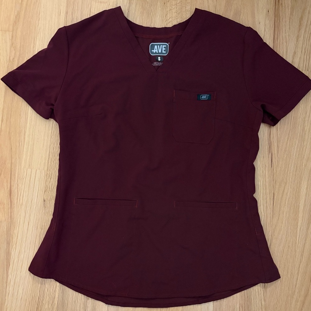 Medline AVE scrub top